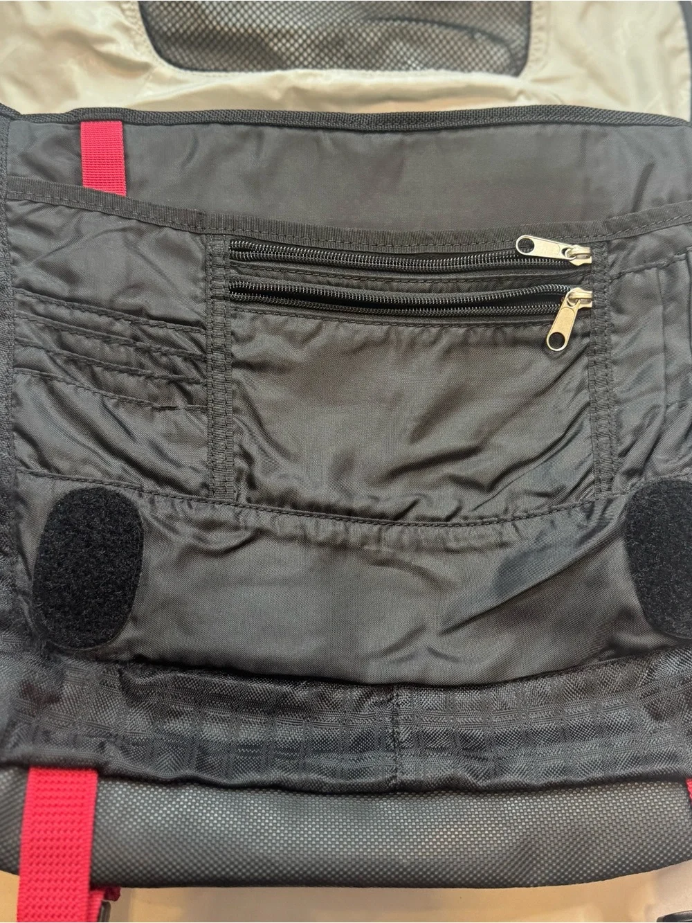 Titleist Black and Red Men's Messenger Bag